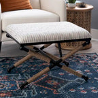 Banco decorativo boho com estrutura metálica